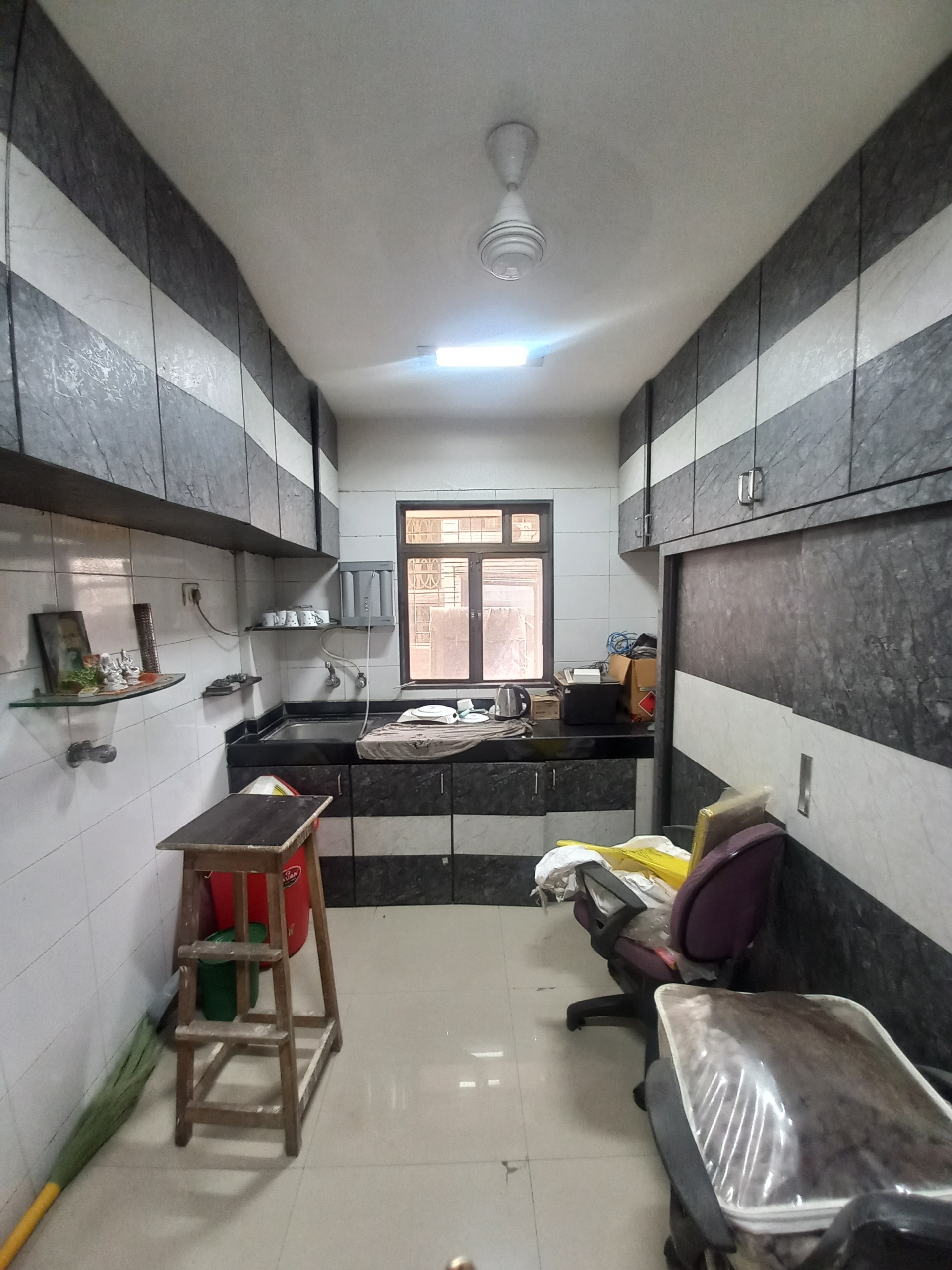 20260917_143146 Fully furnished Office Plug n Pin
